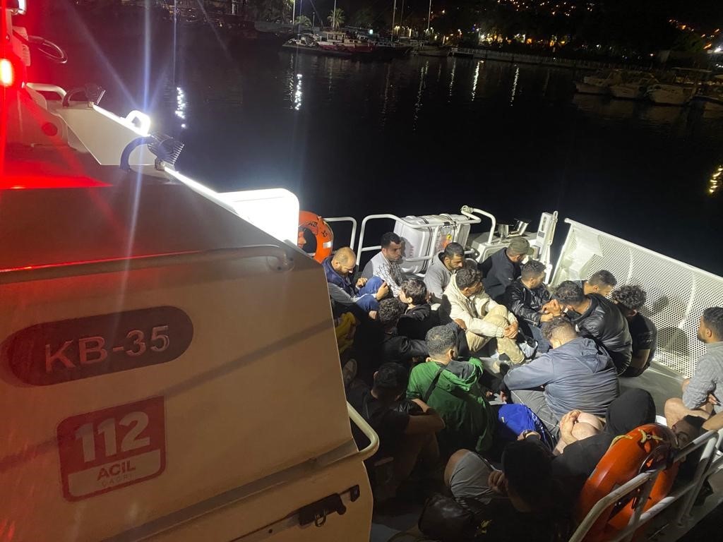 Bodrum’da 26 düzensiz göçmen kurtarıldı, 25’i yakalandı