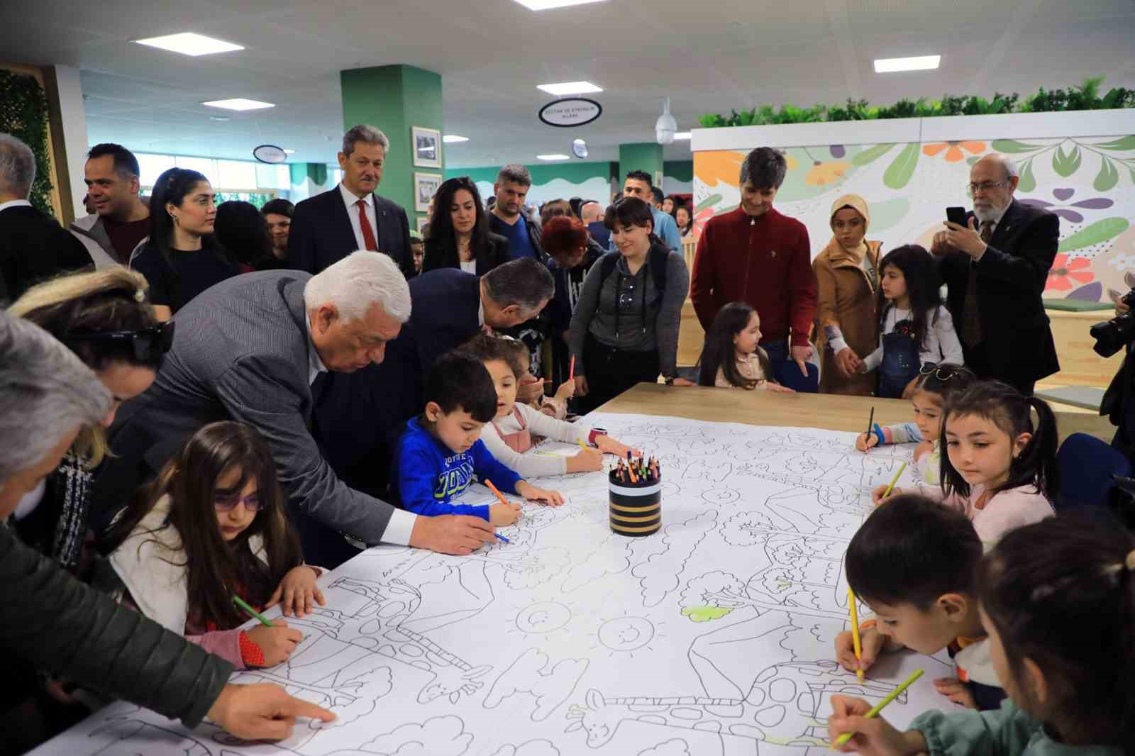 Muğla Büyükşehir Oyuncak Kütüphanesi çocukların uğrak noktası