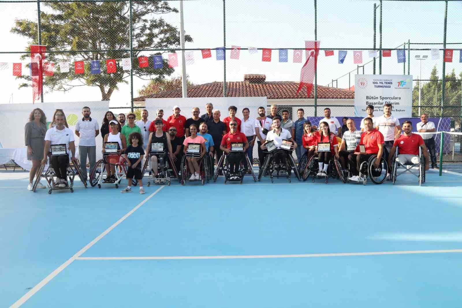 Bodrum’da Tekerlekli Sandalye 100. Yıl Tenis Turnuvası ödül töreni ile son buldu