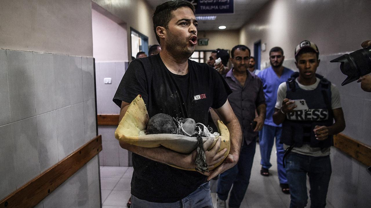İsrail son 24 saatte Gazze’de 369 Filistinliyi öldürdü