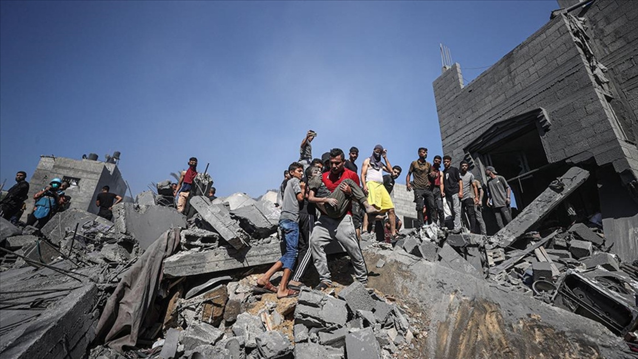 İsrail’in Gazze saldırılarında can kaybı 8 bini aştı