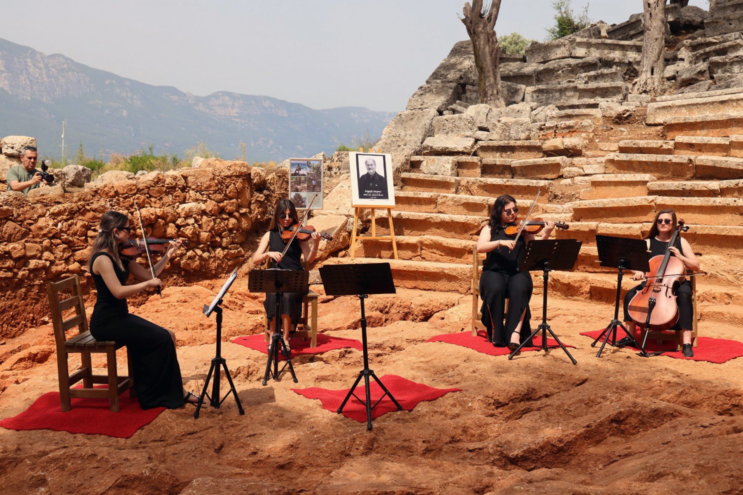 Müzeler Gününde Sedir Adasında klasik müzik keyfi