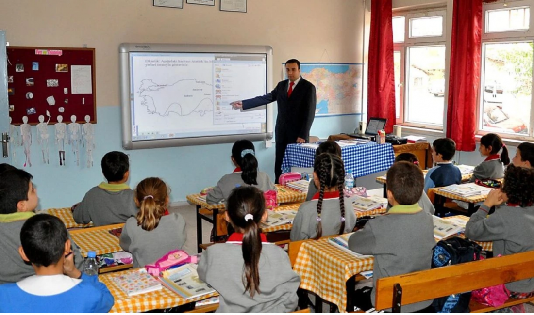 Milli Eğitim Bakanı Yusuf Tekin, yeni müfredatı onayladı