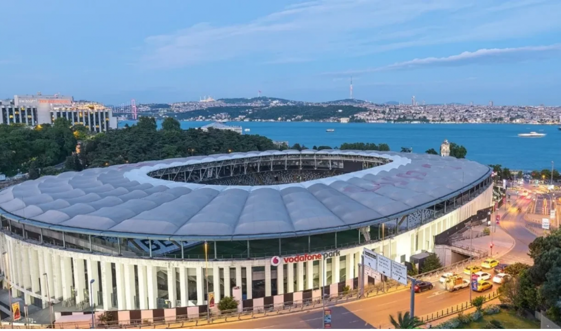 Avrupa Ligi ve Konferans Ligi finali İstanbul’da oynanacak
