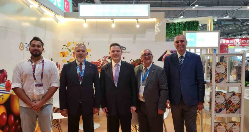 Egeli yaş meyve sebze ihracatçıları Asya pazarına odaklandı 21. Yüzyılı ‘Asya Yüzyılı’ olarak gören Uzakdoğu ve Güneydoğu Asya