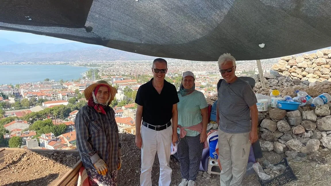 Fethiye Kaymakamı İsmail Hakkı Ertaş, Fethiye Kalesi’nde devam eden kurtarma