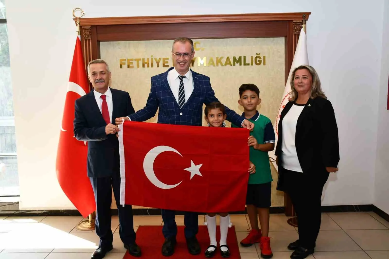 Muğla’nın Fethiye ilçesinde 2024-2025 eğitim öğretim yılına tören ve etkinliklerle