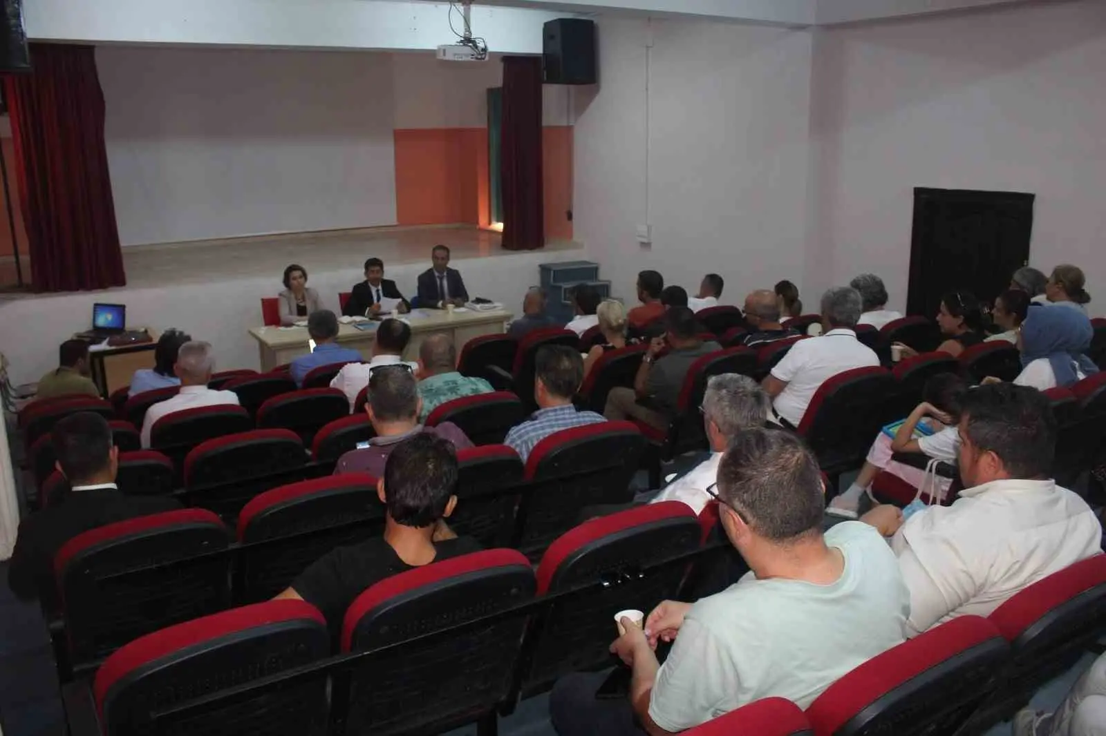 Muğla’nın Köyceğiz ilçesinde eğitim öğretim faaliyetlerinin genel değerlendirmesinin yapılması amacıyla