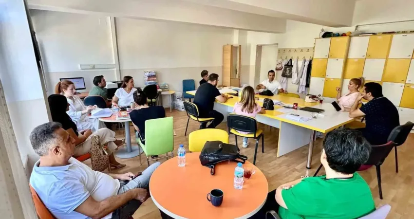 Muğla’nın Köyceğiz ilçesinde “Okulumuzda Kanpanya Var” projesi hakkında bilgilendirme ve