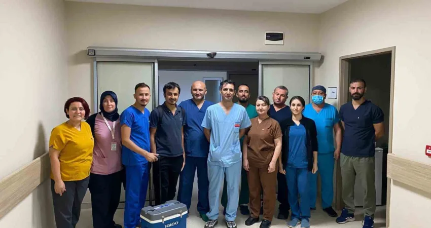 Manisa’nın Akhisar ilçesinde aşırı yüksek tansiyona bağlı beyin kanamasıyla hastaneye