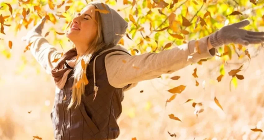 Sağlıklı sonbahar için bağışıklığınızı güçlendirin Sonbaharın gelmesiyle de bağışıklık sisteminde bazı değişiklikler yaşandığı için hastalıklara