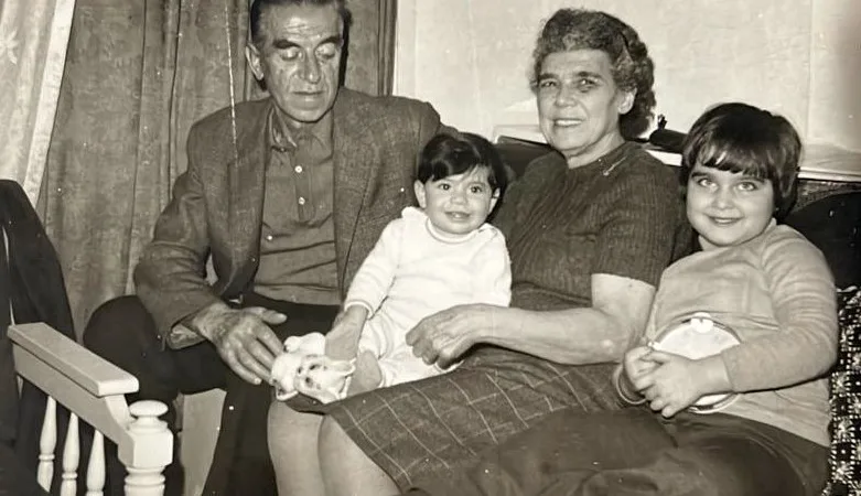 İzmir’in tanınmış ailelerinden Selvili ailesine yeni mirasçı çıktı. Selvili ailesiyle