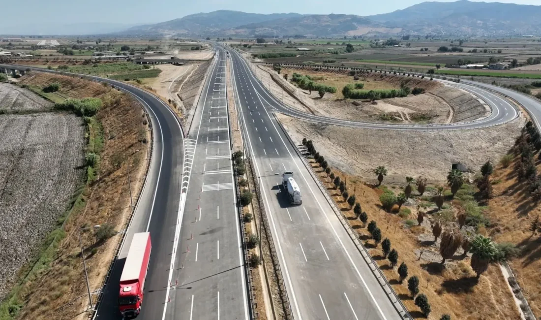 Ulaştırma ve Altyapı Bakanı Abdulkadir Uraloğlu, Aydın-Denizli Otoyolu’nun tamamının 17