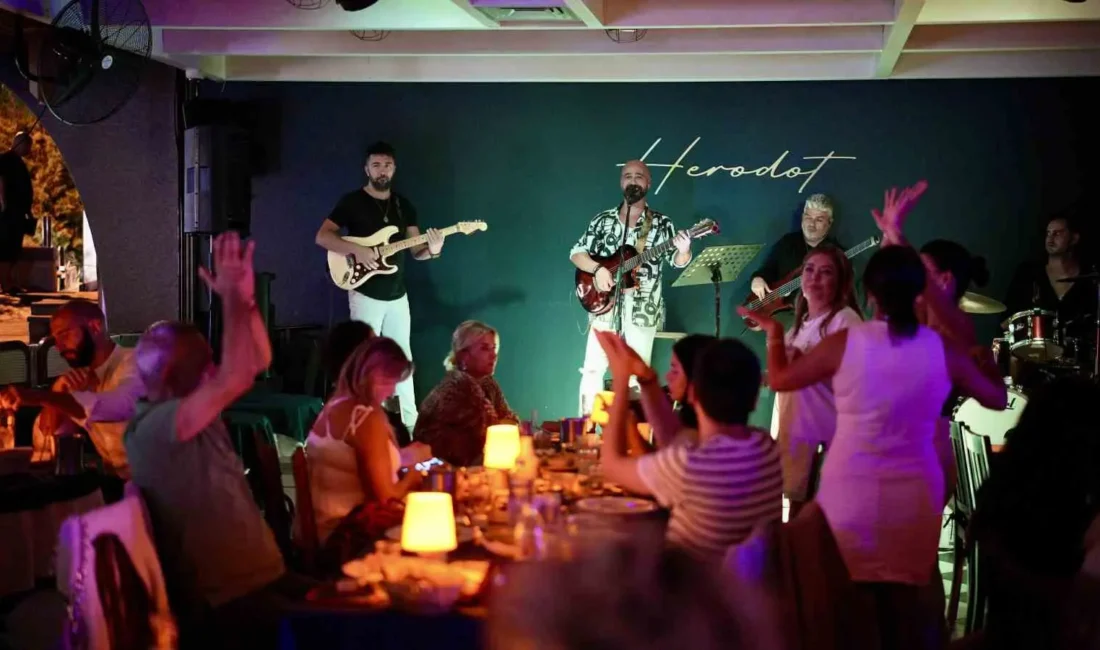 Muğla’nın Bodrum ilçesinde yaz sezonu sona ermesine rağmen deniz ve