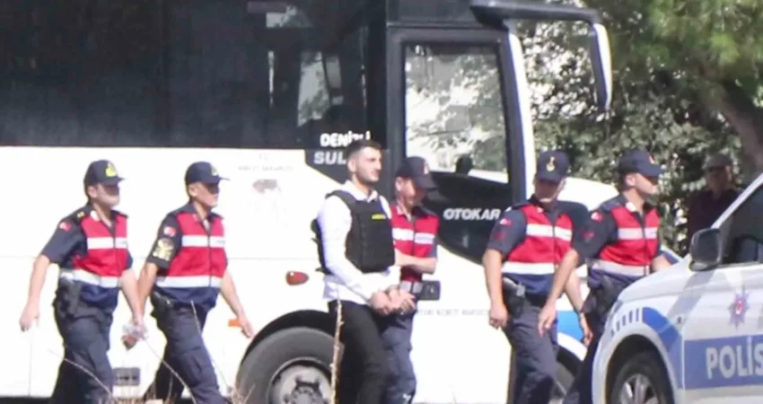 Denizli’de çeyiz parası biriktirmek için çalıştığı markete sığınan kişiyi korumaya