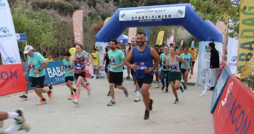 Fethiye’de Babadağ Ultra Maratonu sona erdi Muğla’nın Fethiye ilçesinde bu yıl ikincisi düzenlenen Babadağ Ultra Maratonu’nda