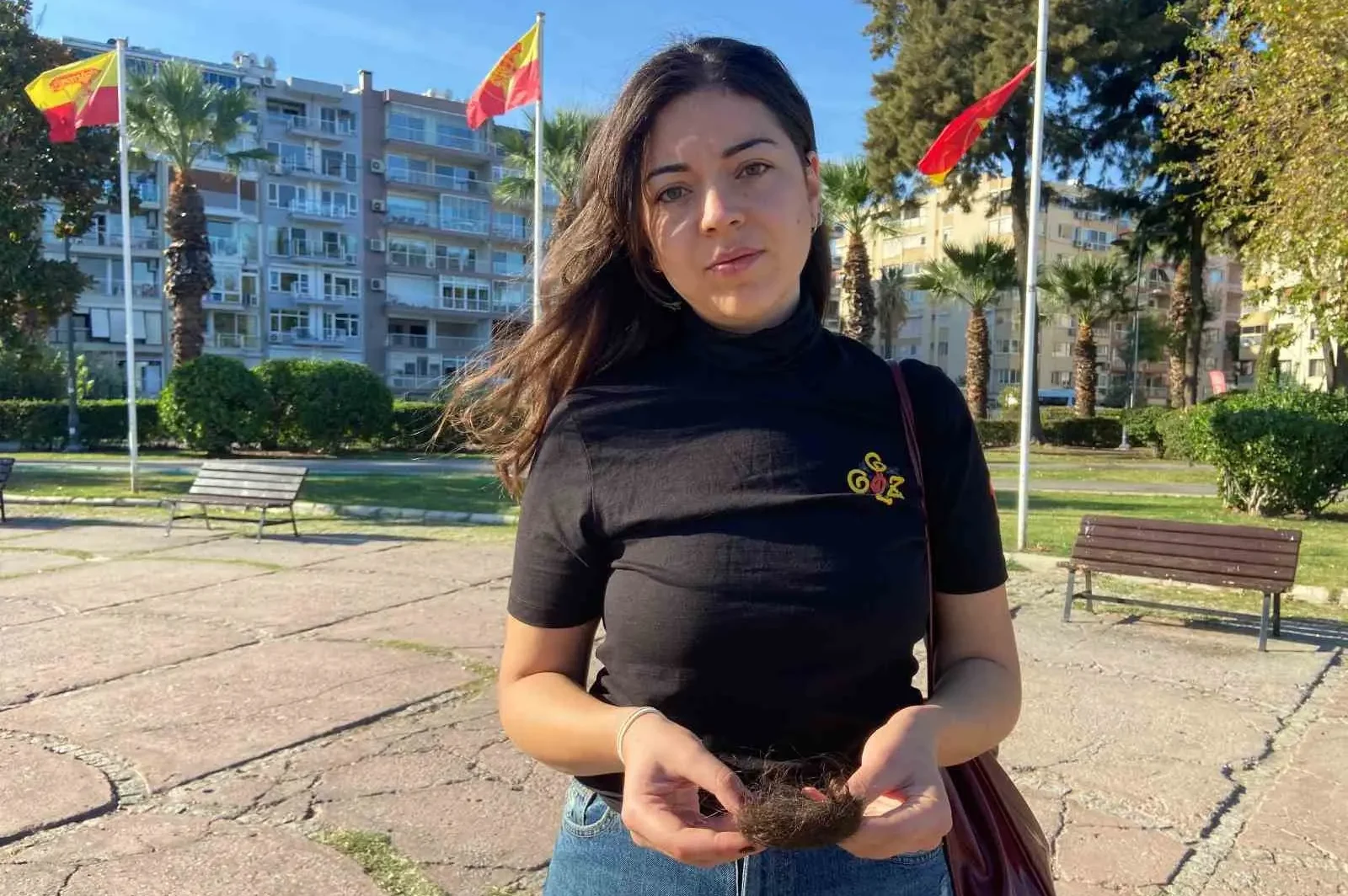 Gaziemir ilçesinde bir kadın doktor, iki kadın hasta yakını tarafından