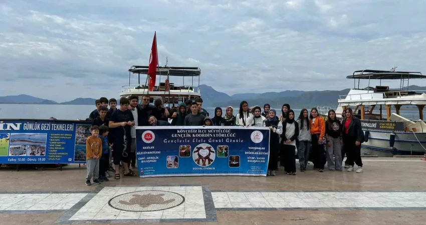 Muğla’nın Köyceğiz ilçesinde cumhuriyetin 101. yılı anısına müftülük gençlere özel