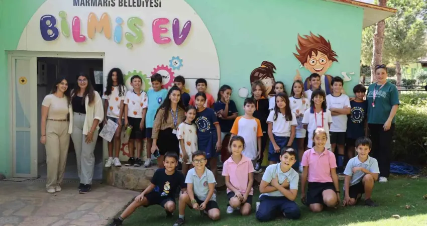 Marmaris Belediyesi İçmeler Atatürk Bilim ve Eğitim Parkı, Dünya Uzay