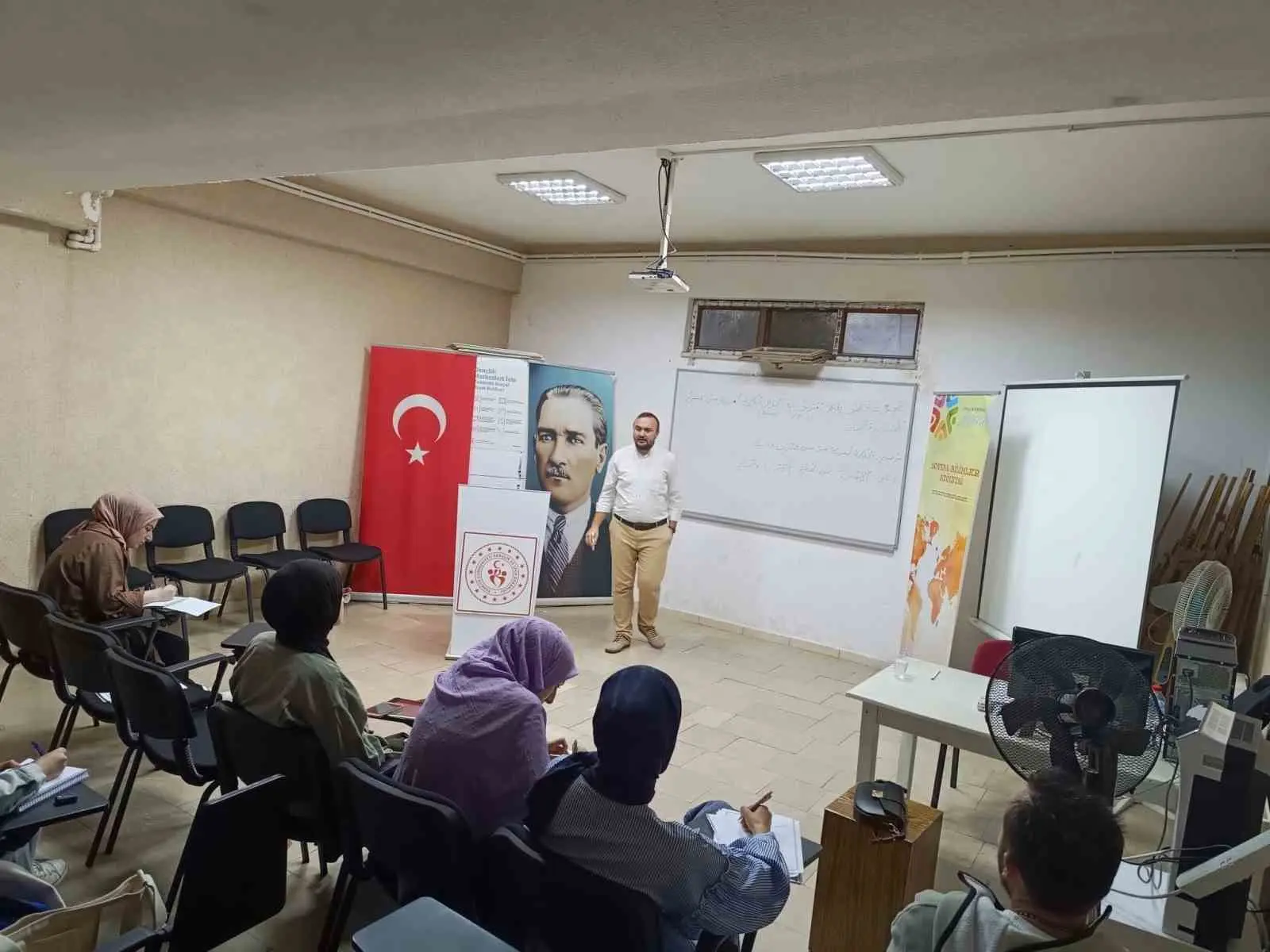 Muğla Diyanet Gençlik Koordinatörlüğü, gençlere yönelik eğitim faaliyetleri kapsamında, İslami