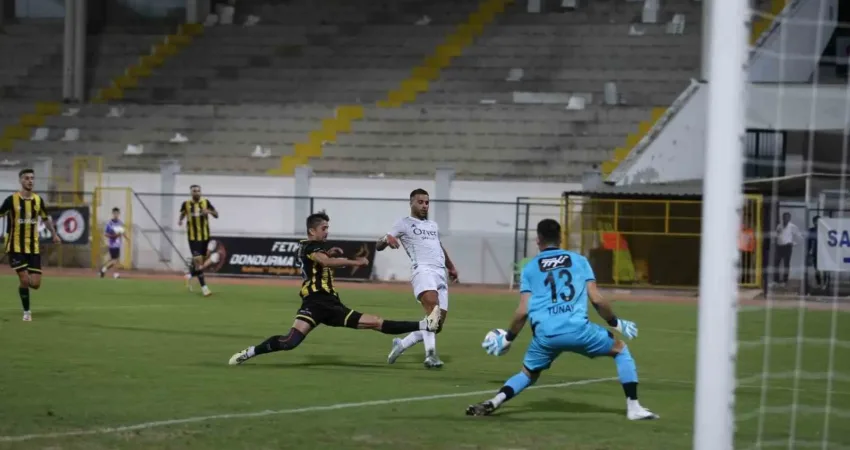 TFF 2. Lig: Fethiyespor: 1 – Adana01 FK: 2 TFF 2. Lig Beyaz Grup takımlarından Fethiyespor, sahasında konuk ettiği