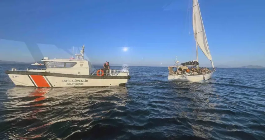 Muğla’nın Datça ilçesi açıklarında seyreden yelkenli teknede Sahil Güvenlik ekipleri