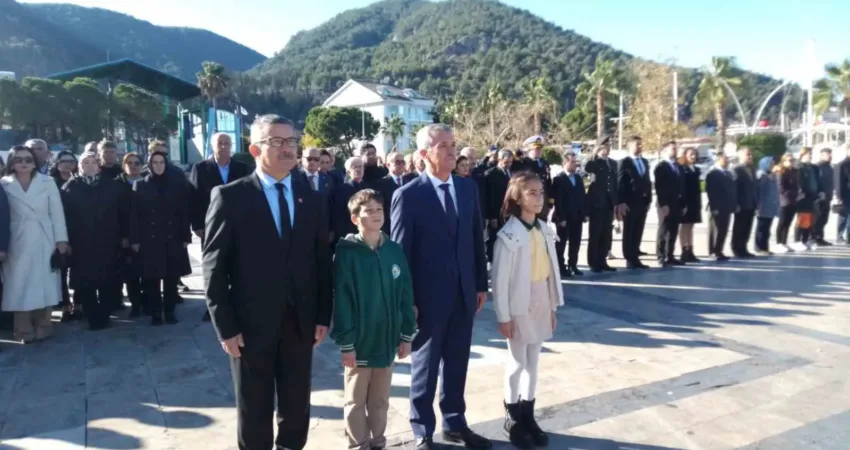 24 Kasım Öğretmenler günü Fethiye’de düzenlenen çeşitli programlarla kutlandı. Öğretmenler