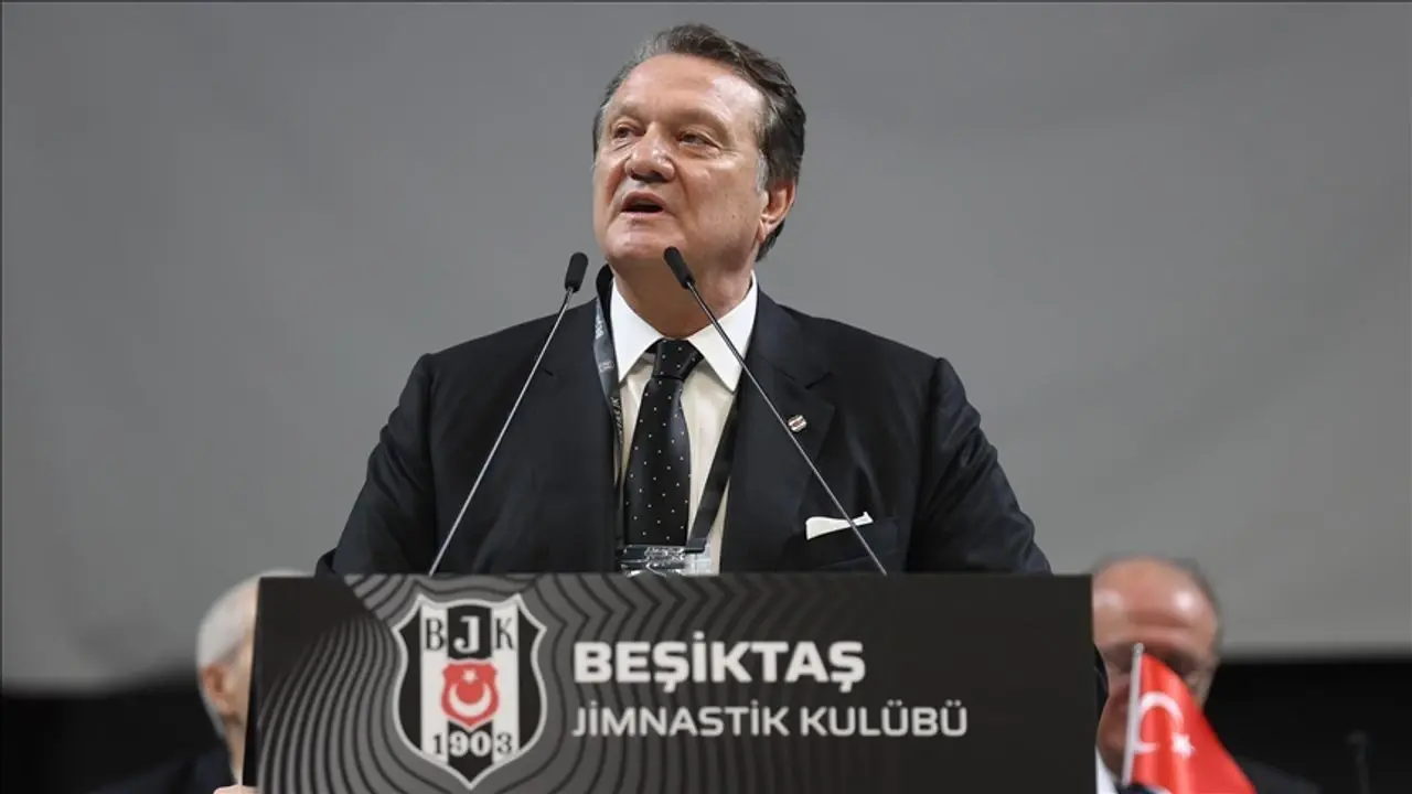 Beşiktaş Başkanı Hasan Arat istifa etti, kongreye kadar görevi Hüseyin