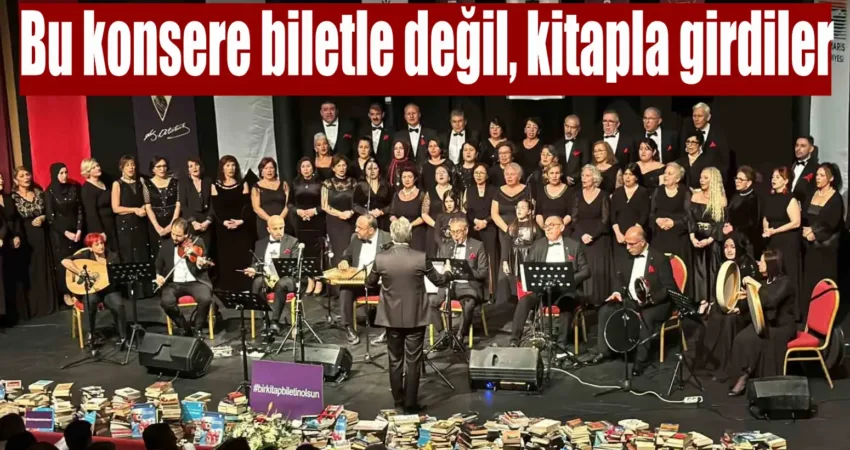 Bu konsere biletle değil, kitapla girdiler 24 Kasım öğretmenler günü vesilesi ile Muğla’nın Marmaris ilçesinde düzenlenen