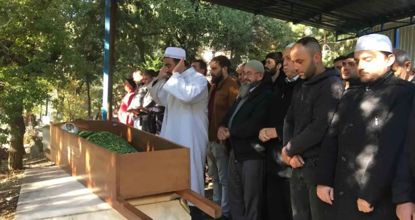 Aydın’ın Köşk ilçesinde, 77 yaşındaki Naile Gökçük, öldü zannedilerek selası