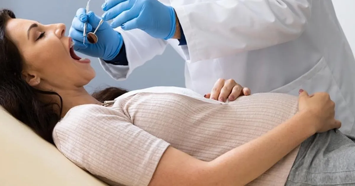 Uzman Dt. Funda Özsarı, diş enfeksiyonlarının, tedavi edilmediği
takdirde erken doğum