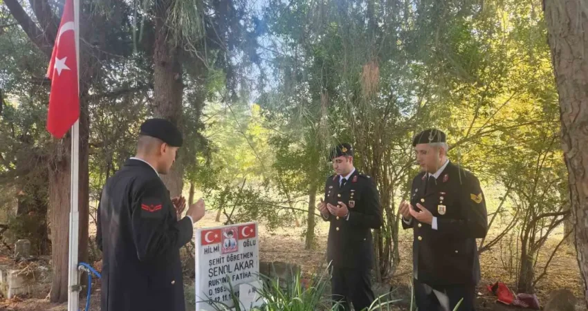 Aydın’ın Karpuzlu ilçesinde terör örgütü tarafından şehit edilen ilk öğretmen
