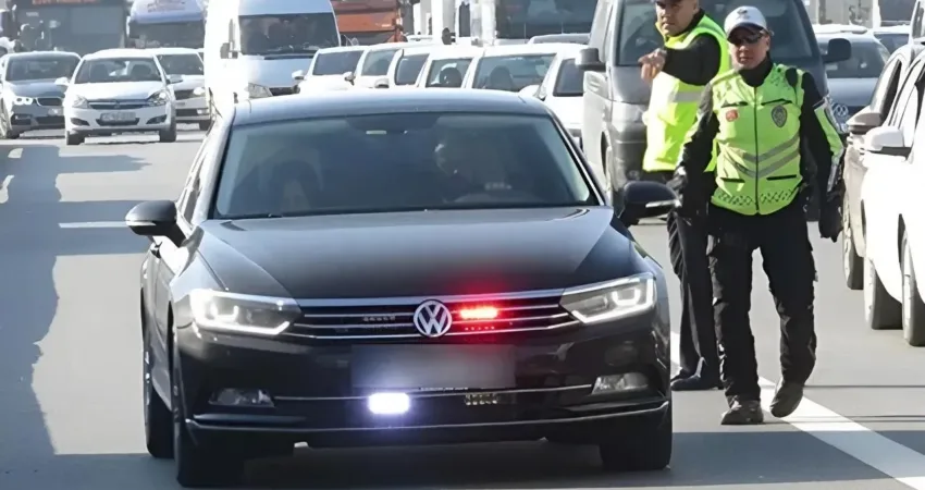 TBMM İçişleri Komisyonu toplantısında, ruhsatsız silah ve araçlarda ‘yetkisiz çakar’