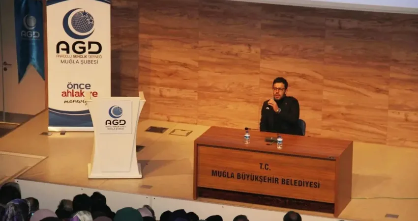 Anadolu Gençlik Derneği Muğla Şubesi 31 Aralık’ta Mekke’nin Fethi ve Kudüs Gecesi Düzenliyor Anadolu Gençlik Derneği (AGD) Muğla Şubesi, 31 Aralık Salı akşamı