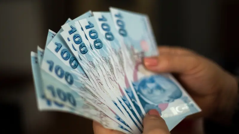 Asgari ücret maratonunda gözler haftaya yapılması planlanan dördüncü toplantıya çevrildi.