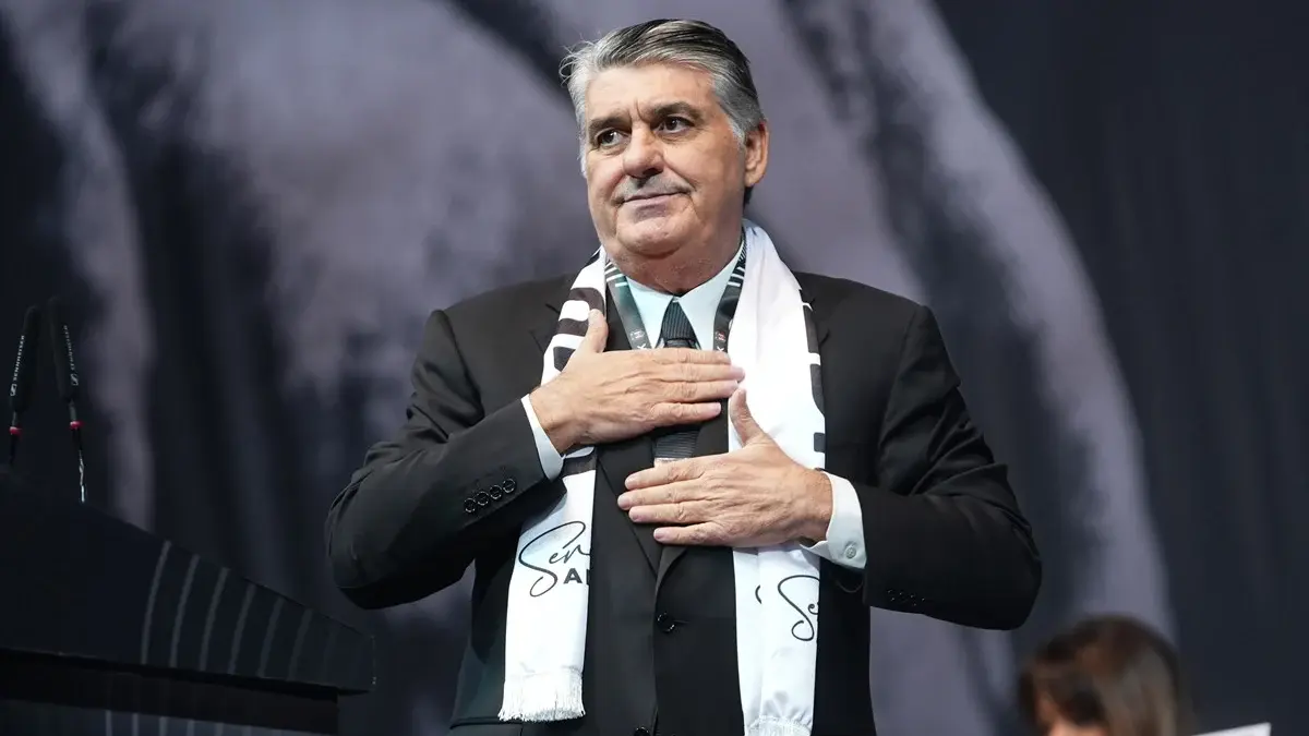 Beşiktaş'ta Hüseyin Yücel ve Serdal Adalı'nın başkanlık yarışında delegeler tercihi
