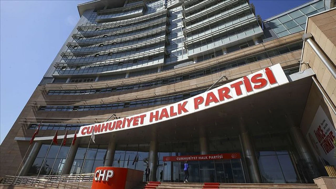CHP Genel Başkanı Özgür Özel ve genel merkez yönetiminin politikalarını