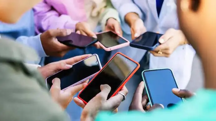 BDDK, cep telefonu alımlarında taksit düzenlemesi yaptı. Yeni kararla, 12