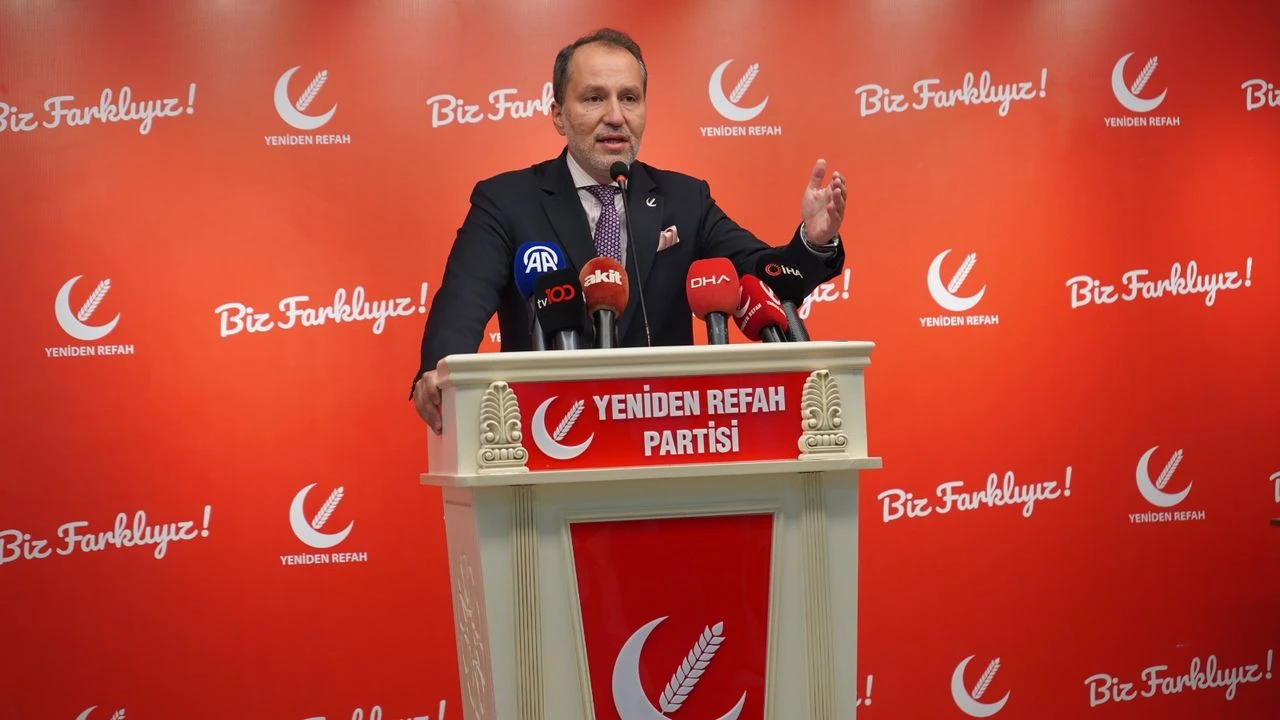 Yeniden Refah Partisi Genel Başkanı Fatih Erbakan, "Asgari ücreti artırarak