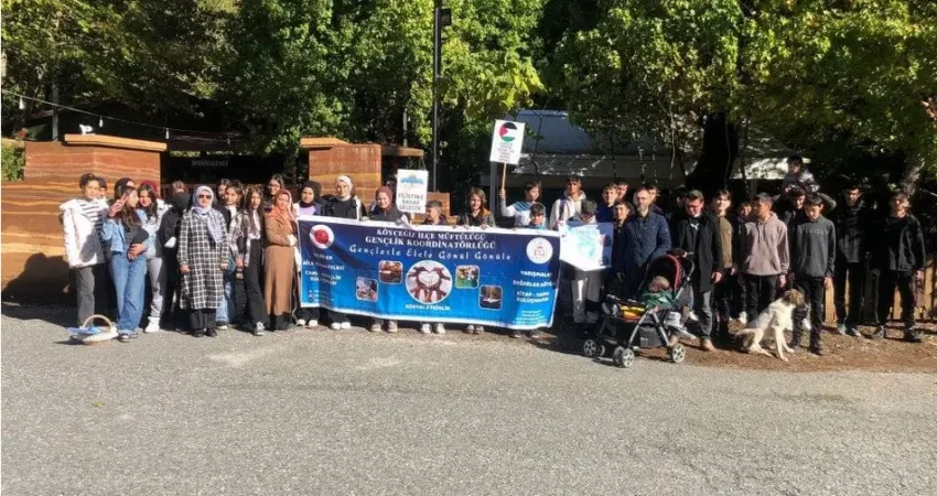 Muğla’nın Köyceğiz ilçesinde gençlere yönelik çevreyi tanıma gezisi gerçekleştirildi.