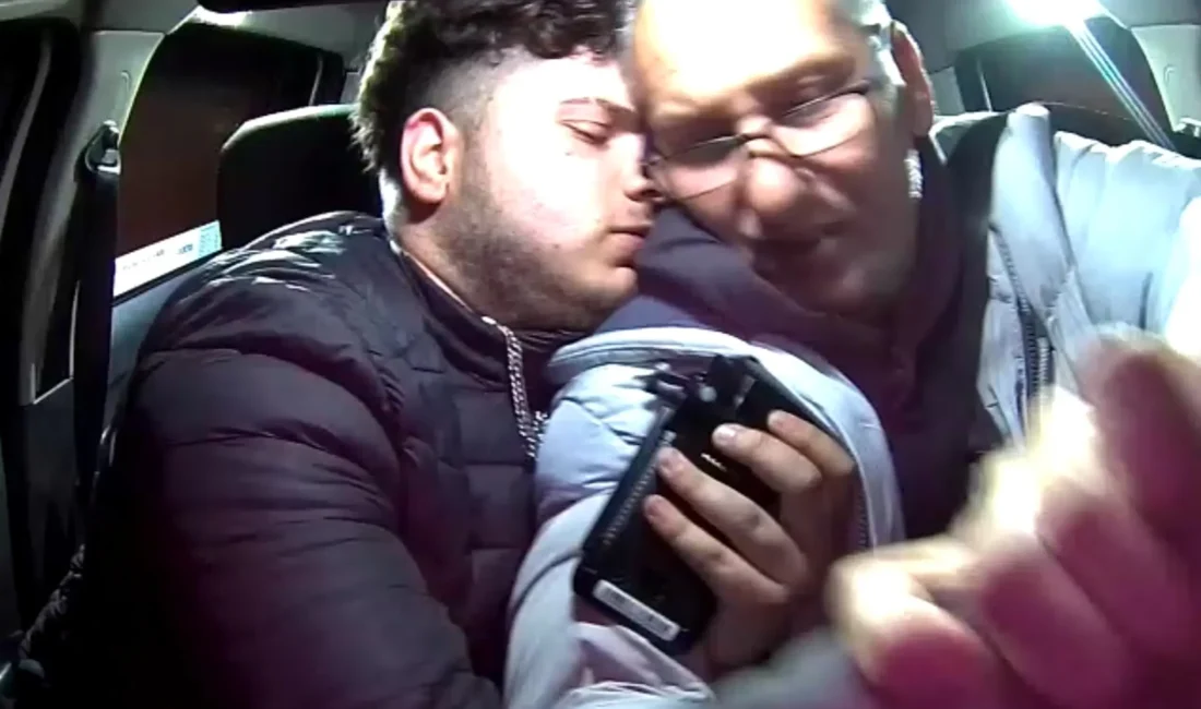 Manisa'da bindiği taksiciyi gasp etmek amacıyla bıçakla saldıran ve yaralayan