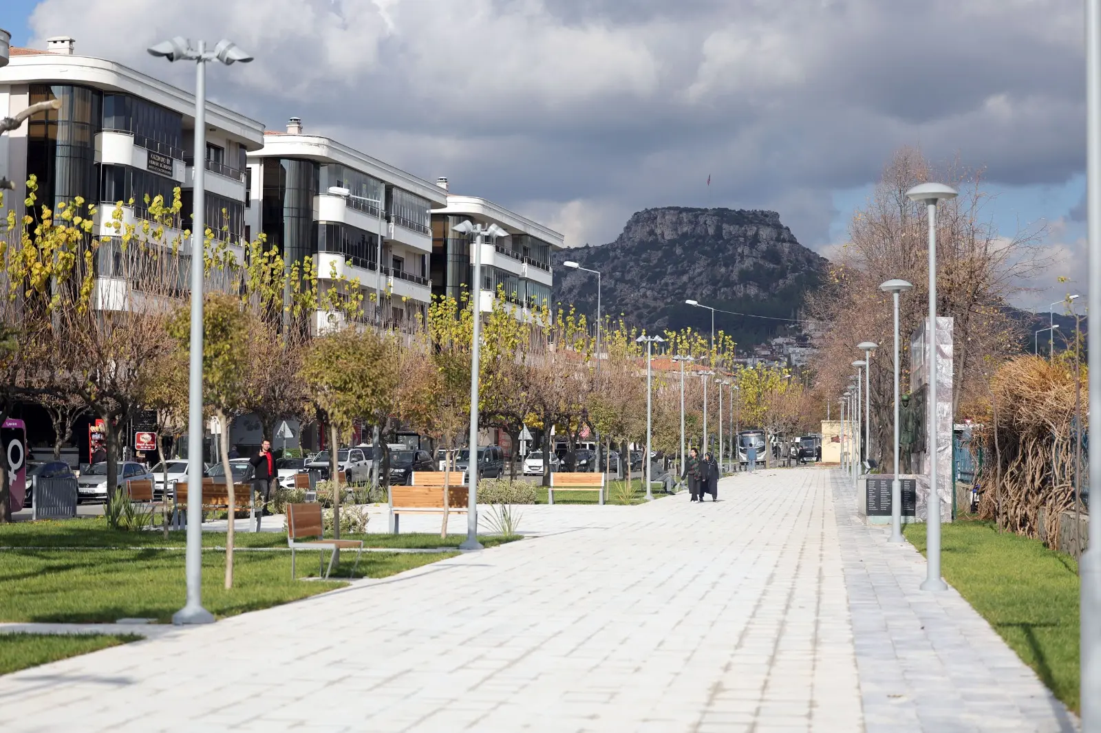 Muğla Büyükşehir Belediyesi, Sağlıkçılar Anıtı’nın da içerisinde bulunduğu Yalçın İnan