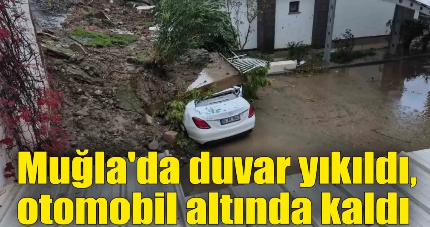 Muğla’nın Bodrum ilçesinde yağışın etkisiyle bir sitenin istinat duvarı yıkıldı.