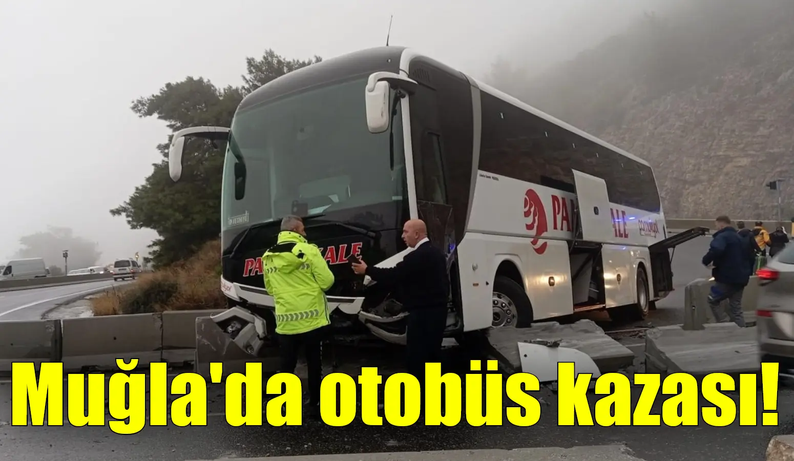 Muğla'nın Ula ilçesinde yolcu otobüsünün bariyerlere çarptığı kazada 5 kişi