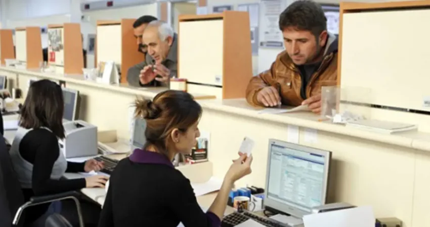 TBMM Plan ve Bütçe Komisyonu devlet memurları ile ilgili teklifi görüşmek üzere toplandı TBMM Plan ve Bütçe Komisyonu, sözleşmeli statüden memurluğa geçiş yapan