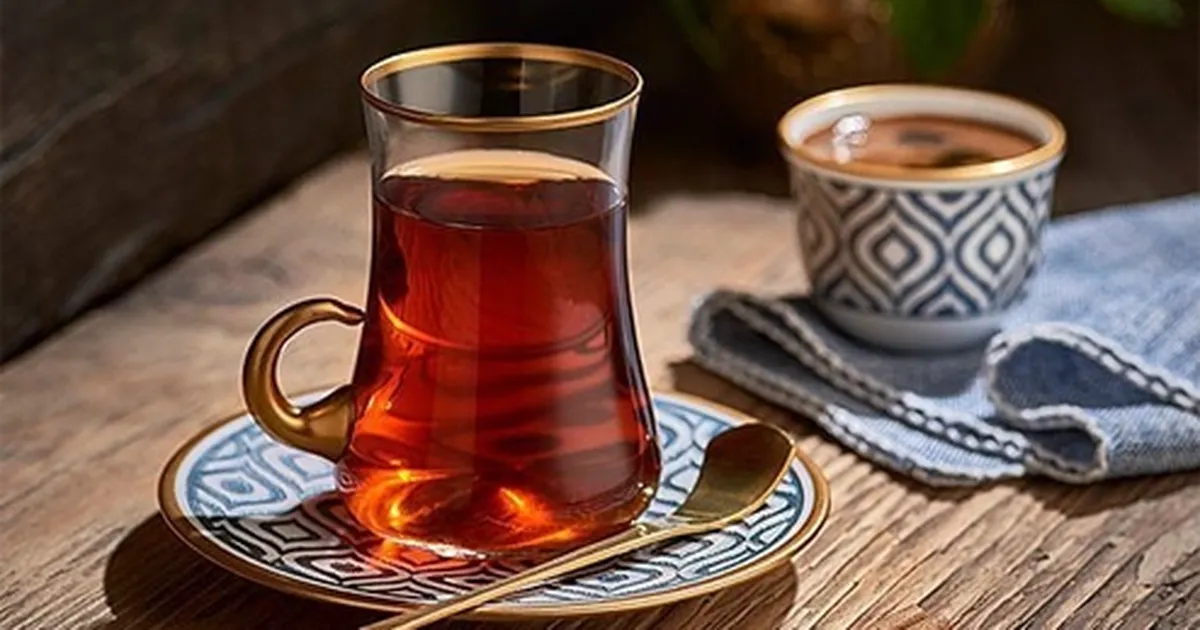 Çay ve kahve gibi sıcak içeceklerin içerisine şeker ilave edildiğinde