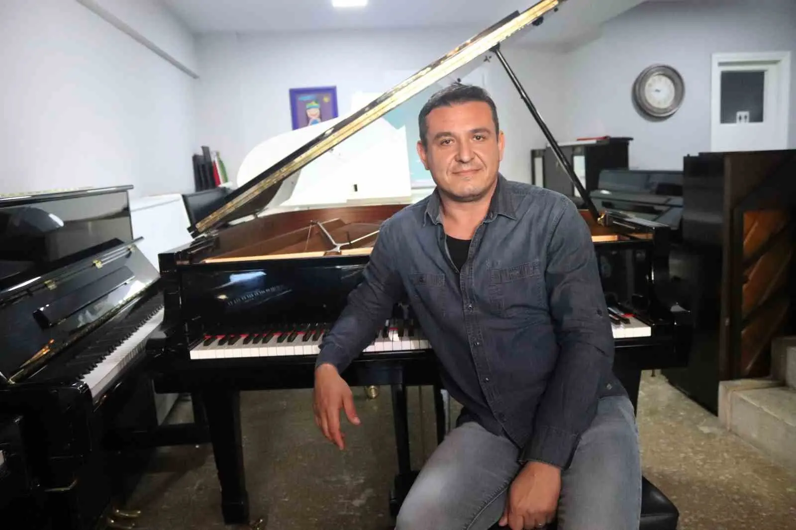 Sosyal medyada paylaşılan çorba videosunda ‘mercimek çorbasına’ isyan etmesiyle tanınan