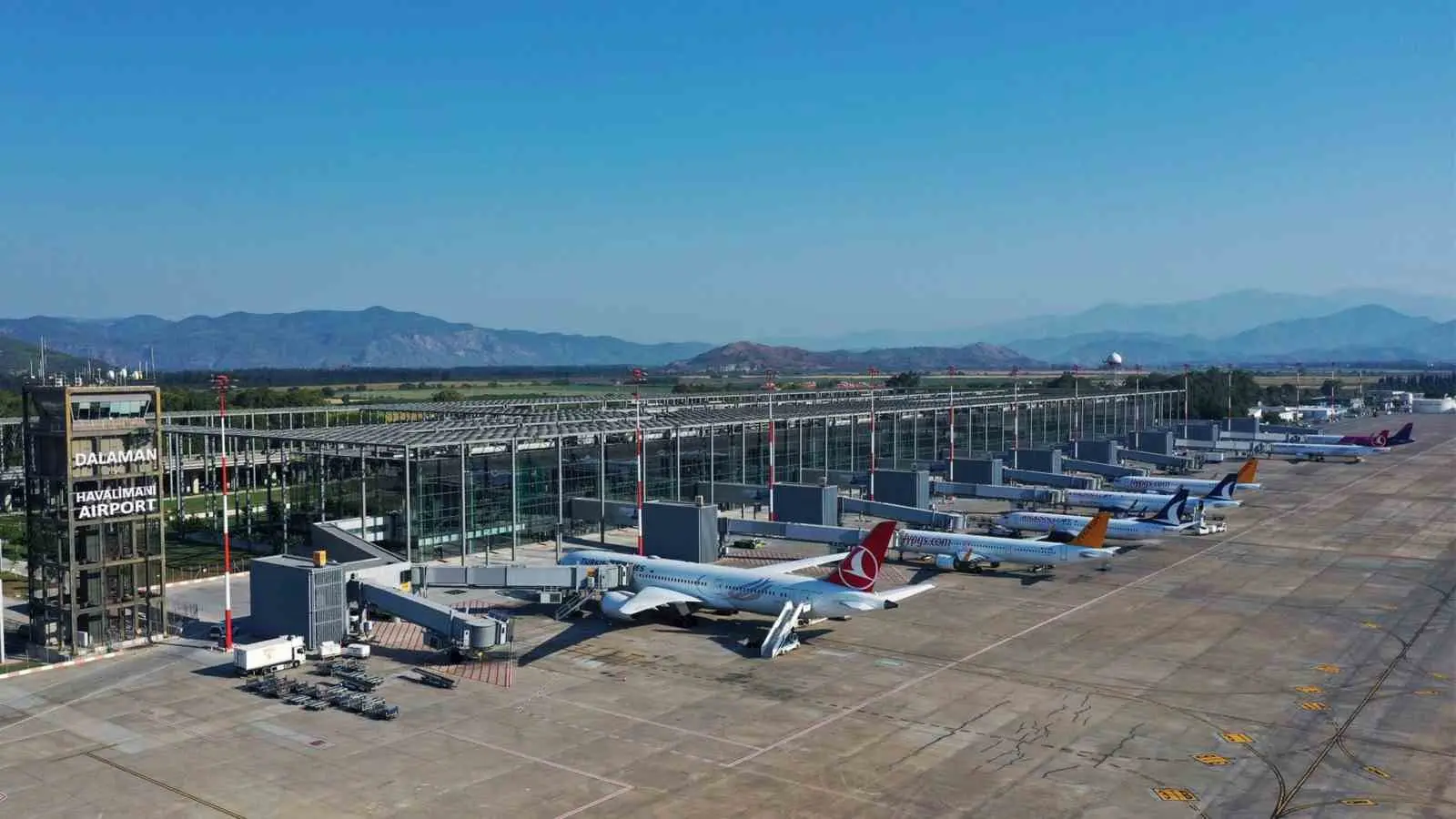 Devlet Hava Meydanları İşletmesinden yapılan açıklamada, Dalaman Havalimanında Kasım ayında