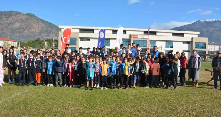 Muğla’nın Köyceğiz ilçesinde Gazi Mustafa Kemal Atatürk’ün Ankara’ya gelişinin 105.