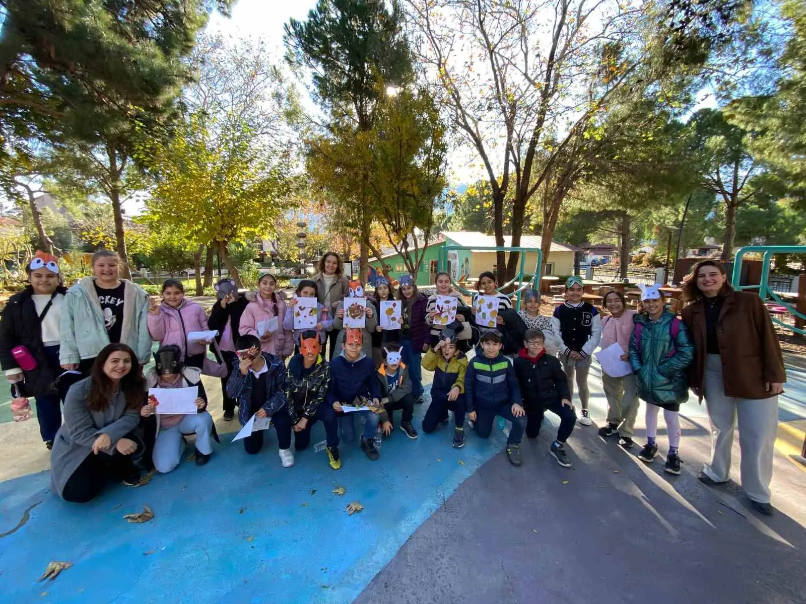 Marmaris Belediyesi ile Doğal Hayatı Koruma Vakfı ile eğitmenleri İçmeler